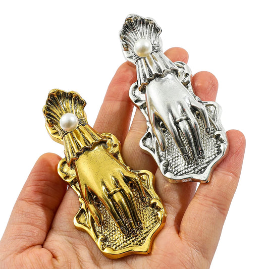 T-4 A noblewoman's wristband Book Holder