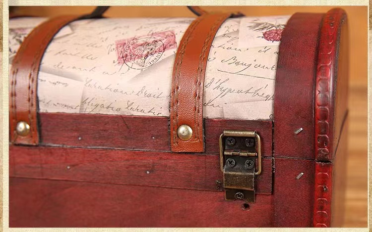 005 Wooden Box