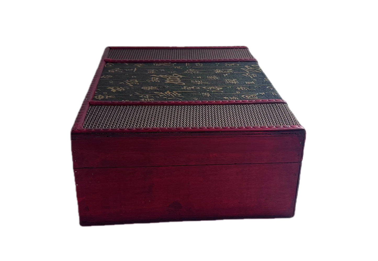 001 Traditional box