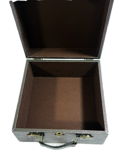061 Wooden BOX
