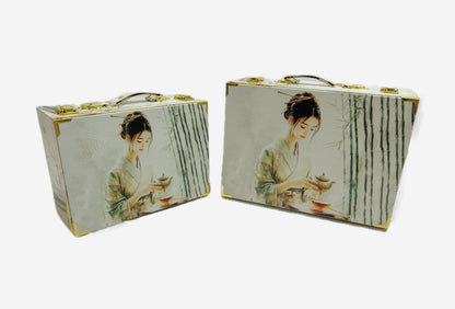 066 Wooden Suitcase