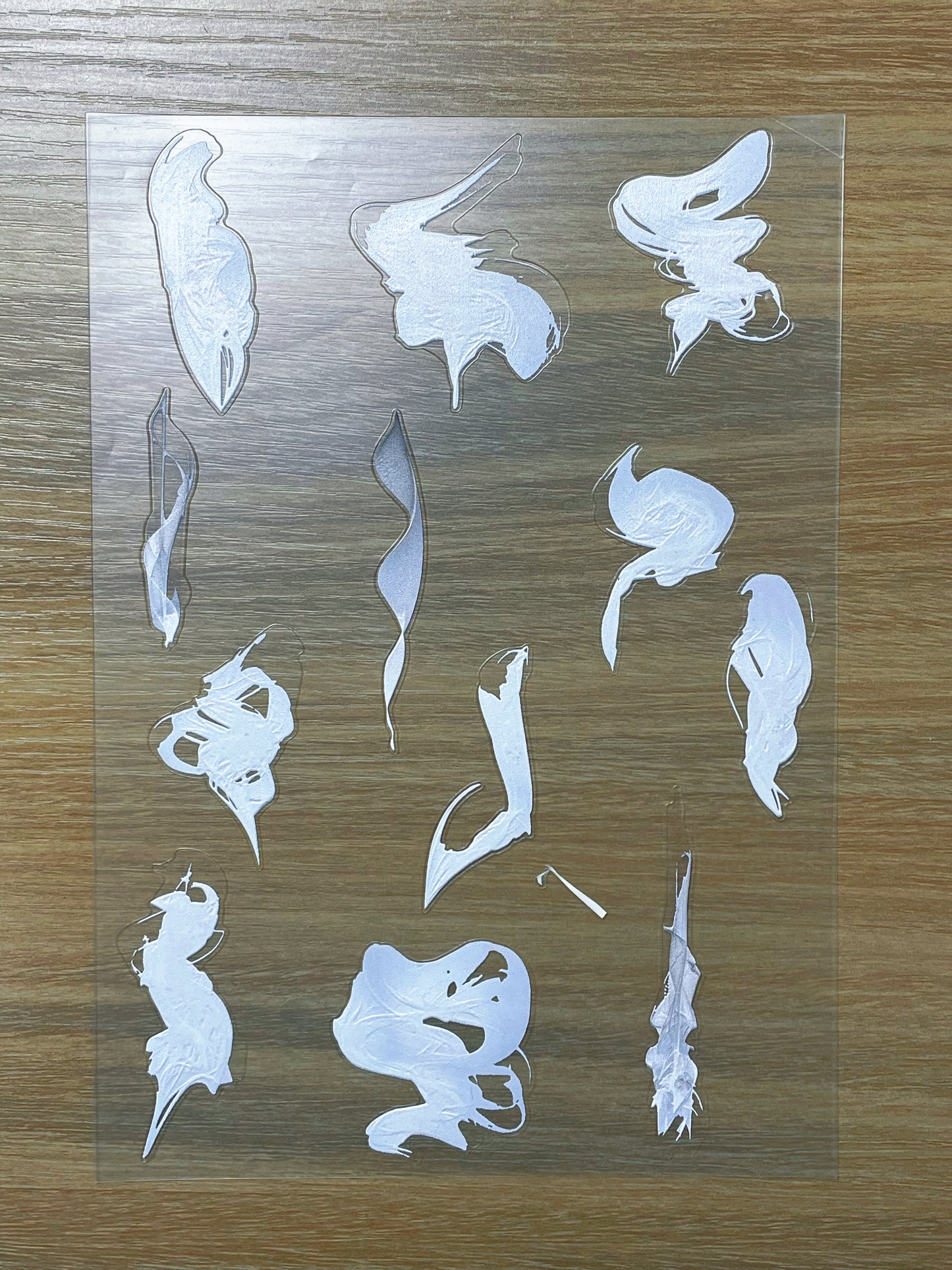 E-107 White Smoke 3D Embossed sticker 1 piece