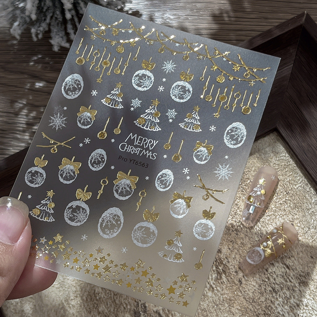 mini-8 Embossed Christmas Snowflake Ball Stickers