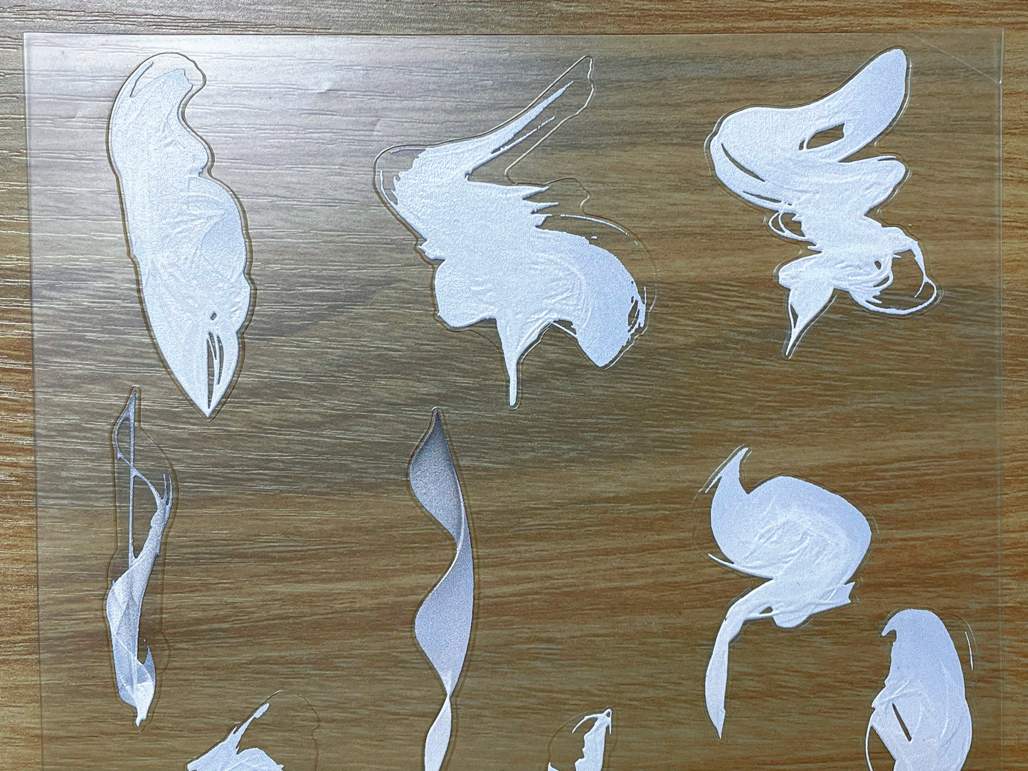 E-107 White Smoke 3D Embossed sticker 1 piece