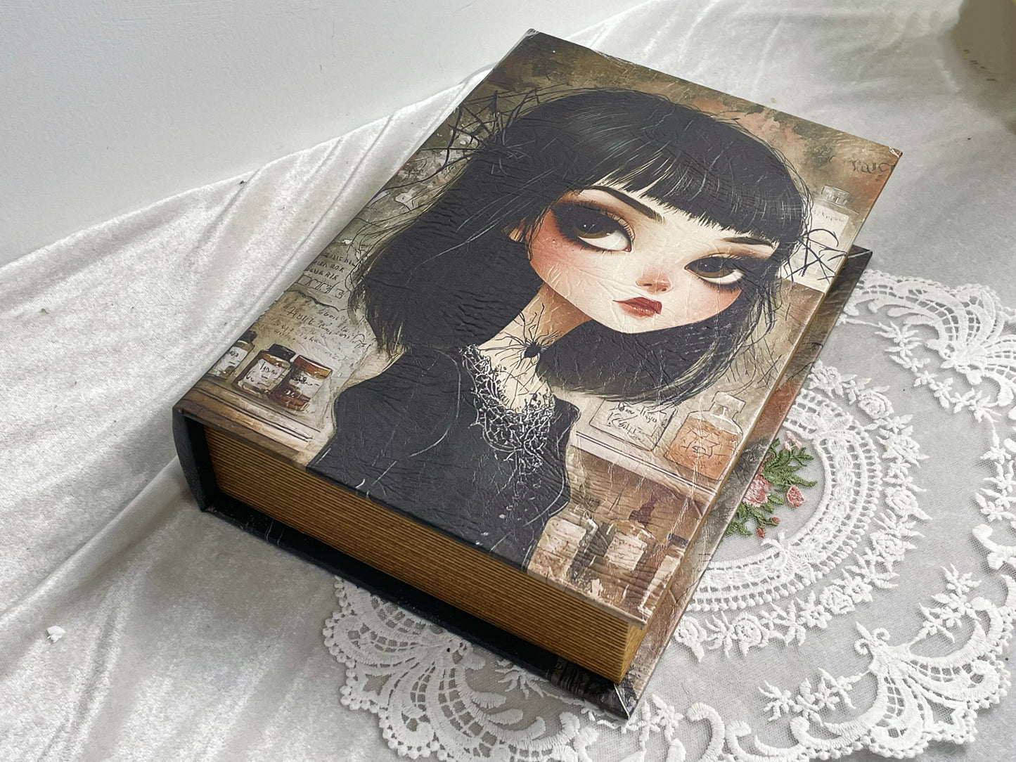 096 Wooden box